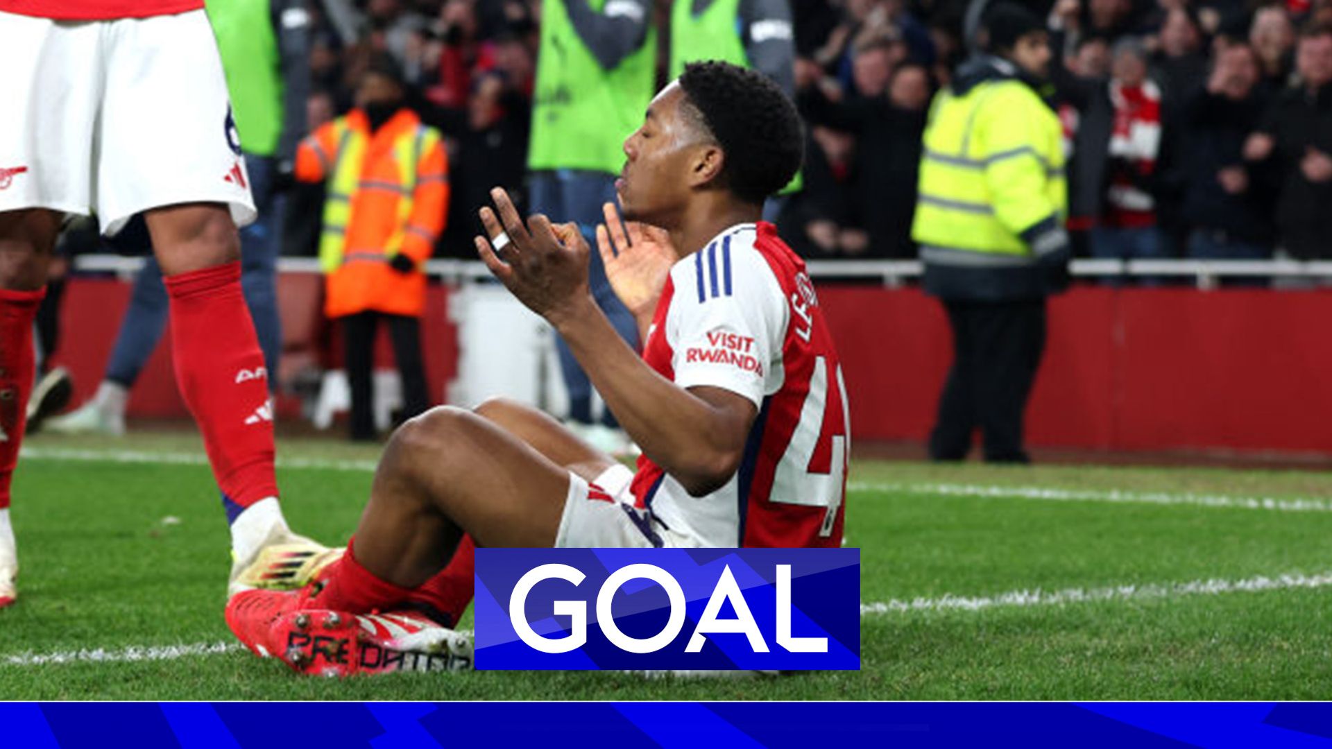 Lewis-Skelly copies Haaland’s celebration after extending Arsenal’s lead!