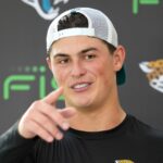 Rees-Zammit re-signs with Jaguars