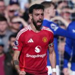 Man Utd survive penalty scare after Fernandes inspires comeback at Everton