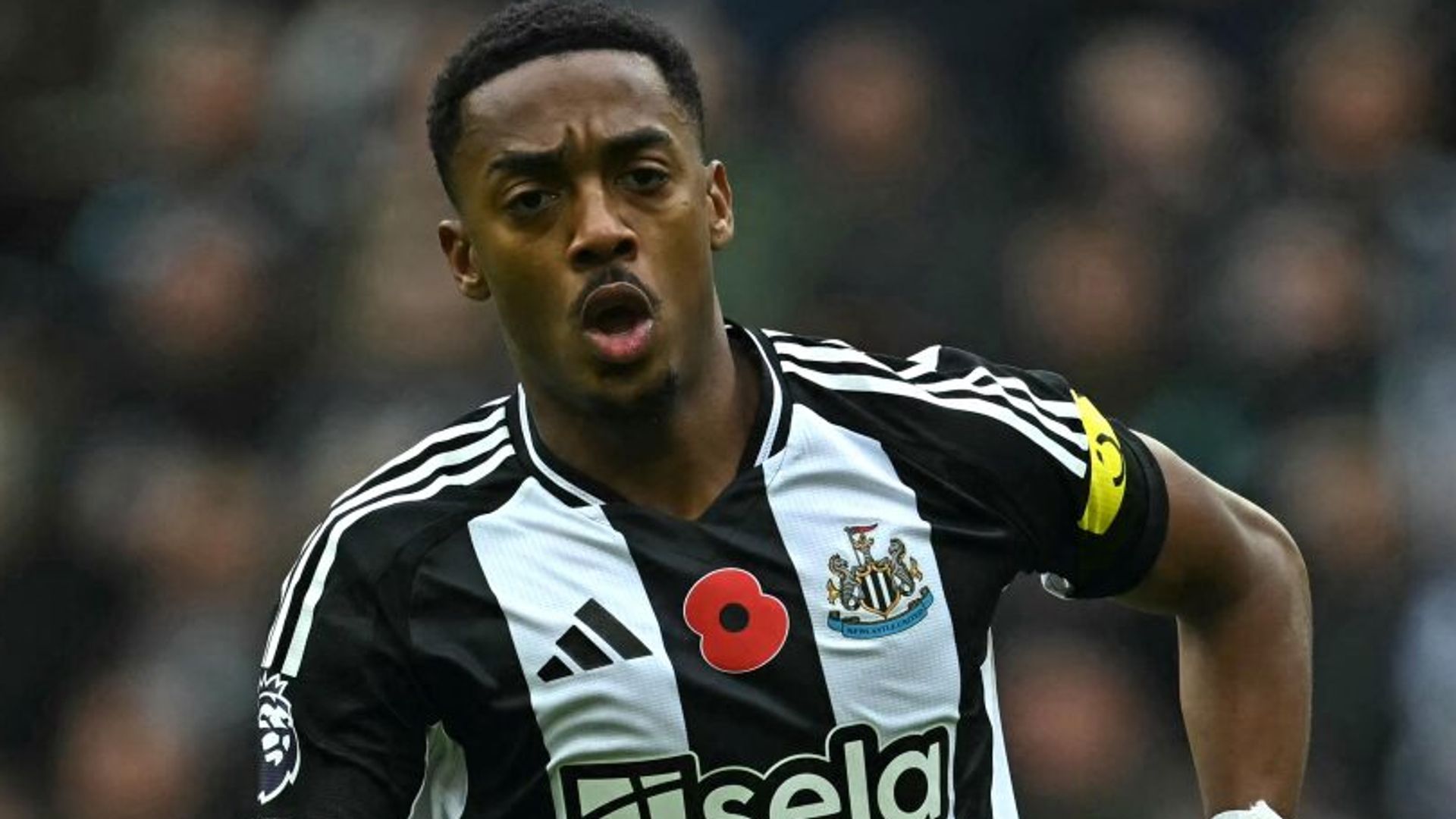 Newcastle condemn racist abuse aimed at Willock on social media