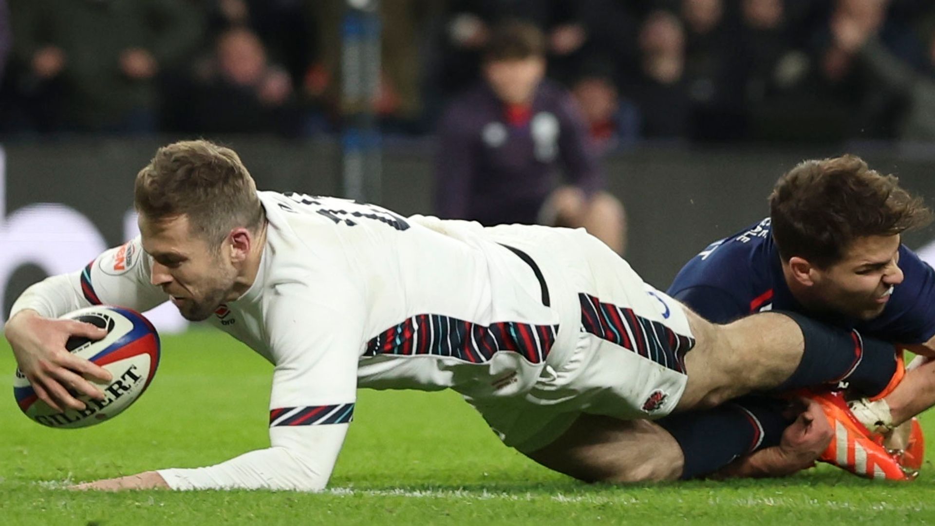 Six Nations recap: England floor France in seven-try thriller