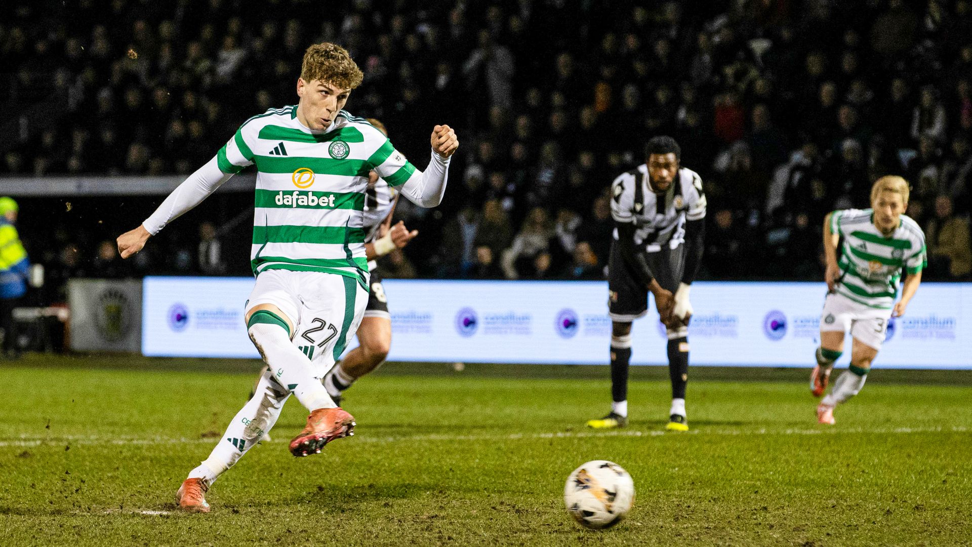 Engels penalty puts Celtic back in front at St Mirren LIVE! & highlights