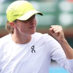 Swiatek wins in 57 minutes to reach Indian Wells quarter-finals