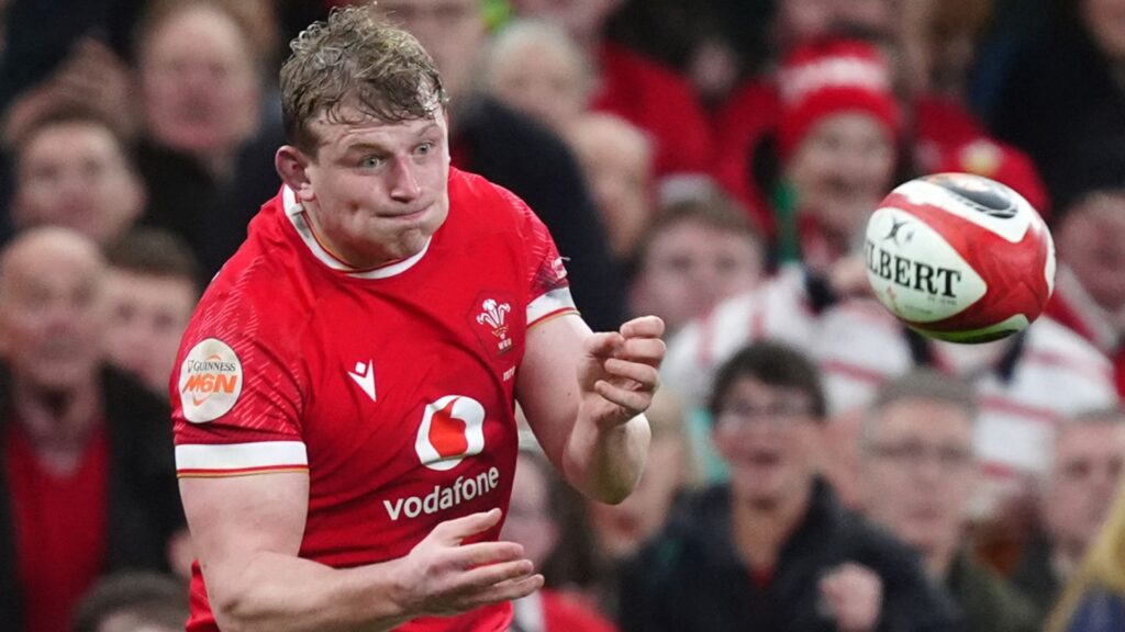 Wales name unchanged XV for first time since 2019, as Scots change one