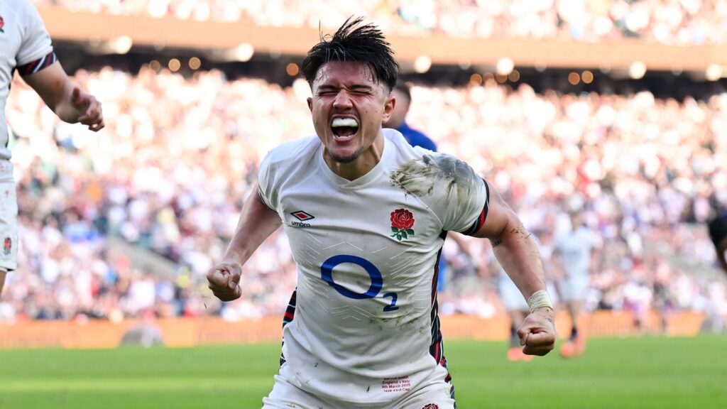 England roar to bonus-point Six Nations win after Italy capitulation