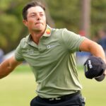 Hovland battles back to win dramatic Valspar Championship