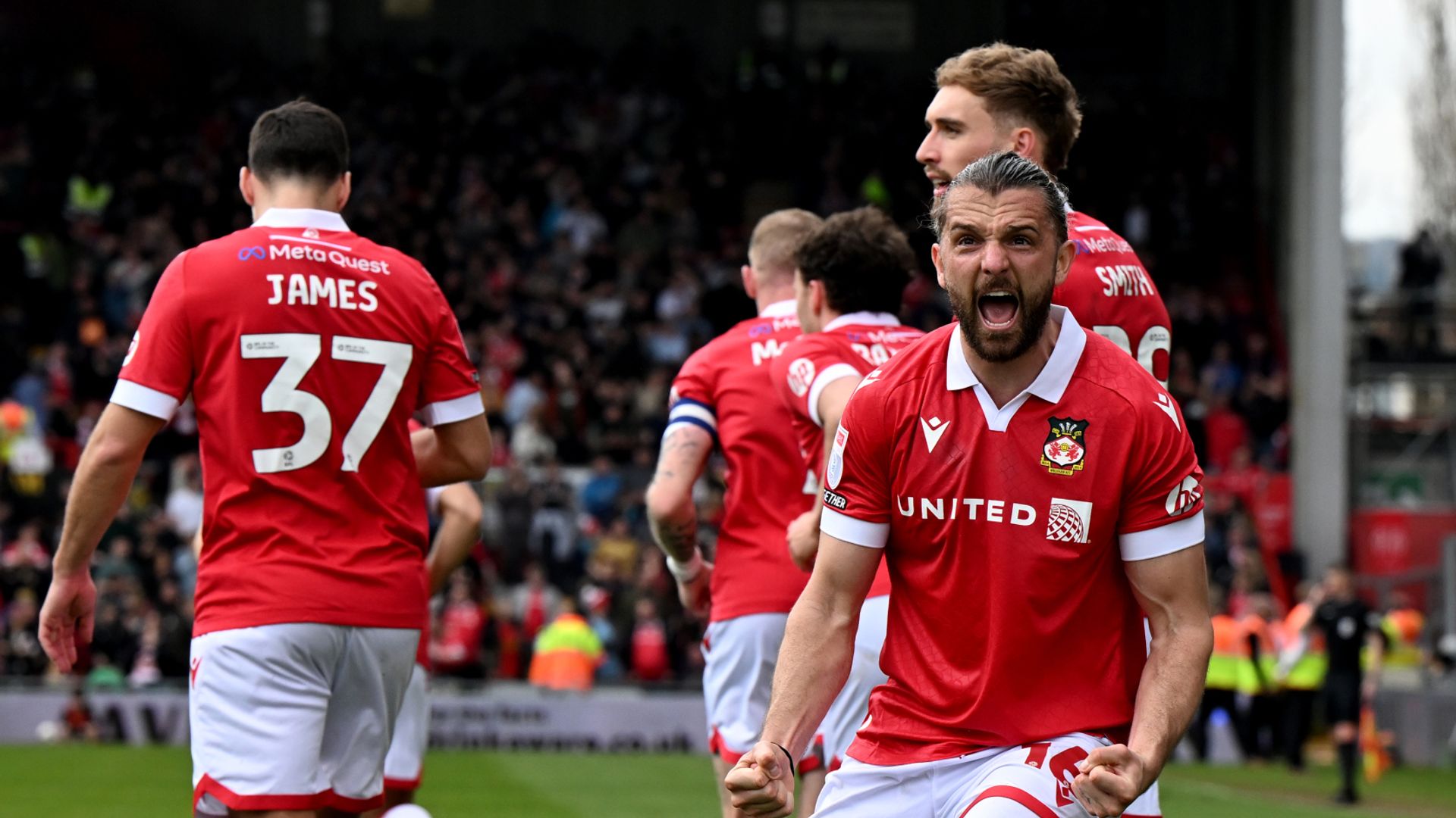 EFL highlights, reports, tables: Wrexham take control in L1 promotion race